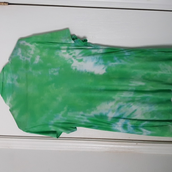 Lavish Faux-Layer Top Lace and Tie Dye Spring Blouse - Picture 4 of 4